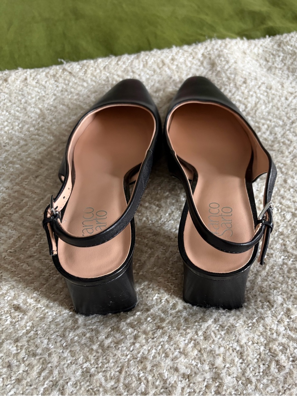 Black Leather Kitten Heels Women’s Size 10 - Picture 2 of 6